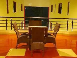 Hotel Indralok Junagadh Eksteriør billede
